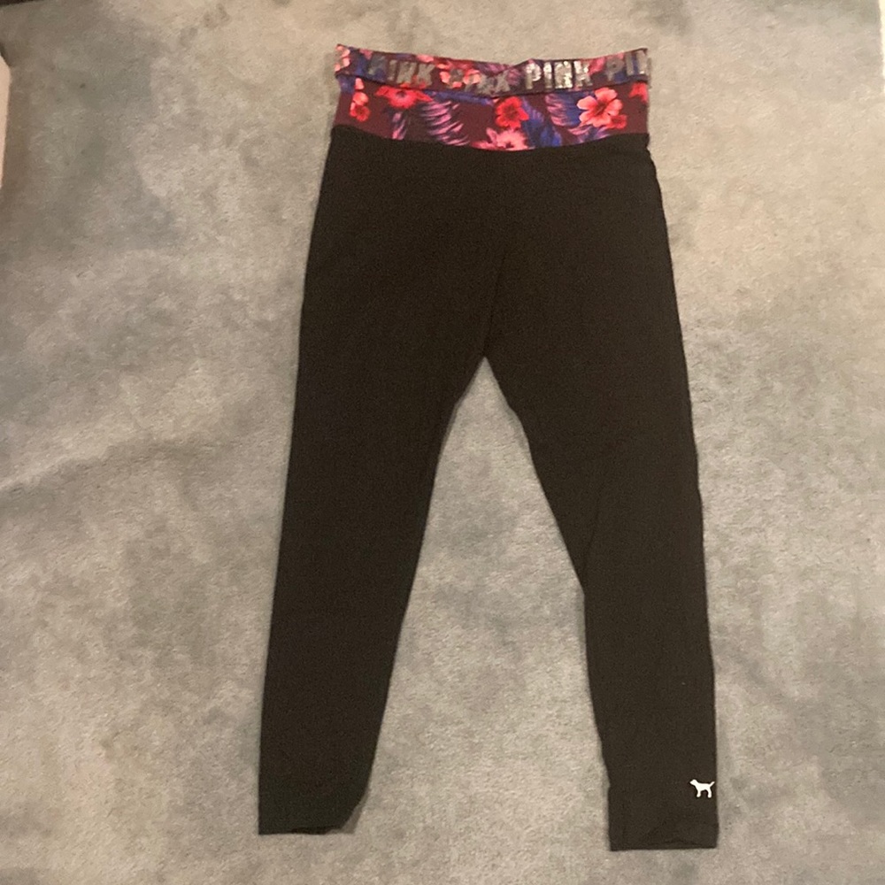 Great Condition PINK yoga pants new without tags